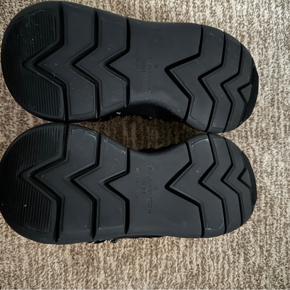 Louis Vuitton Fastlane Monogram Shoes - Picture 2 of 5